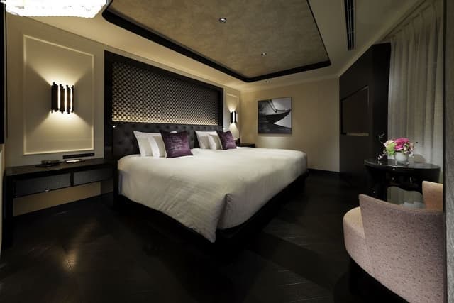 Fauchon Suite King Heritage View(Lounge Access)