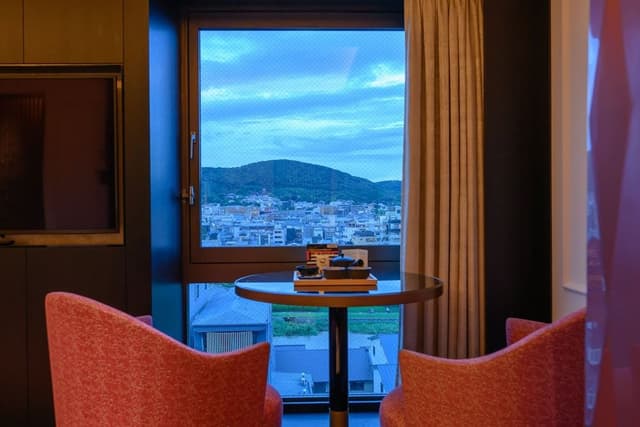 Fauchon Suite King Heritage View(Lounge Access)
