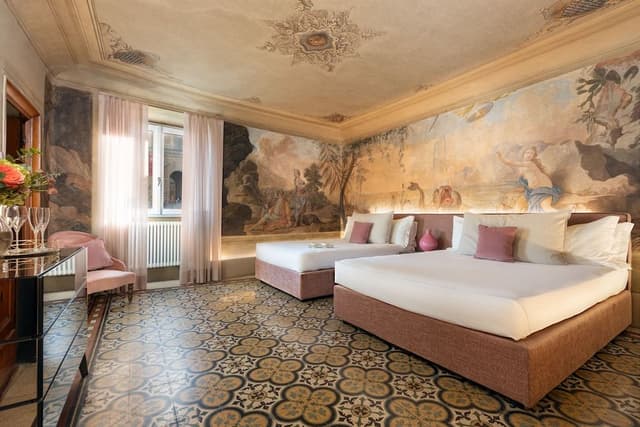 Queen Suite