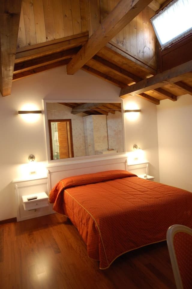 Double or Twin Room, Private Bathroom