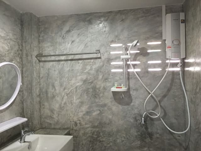 Basic Shared Dormitory, Shared Bathroom