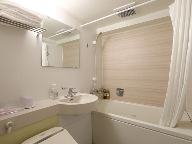 Basic Triple Room, Non Smoking (3 beds for 5 people)
