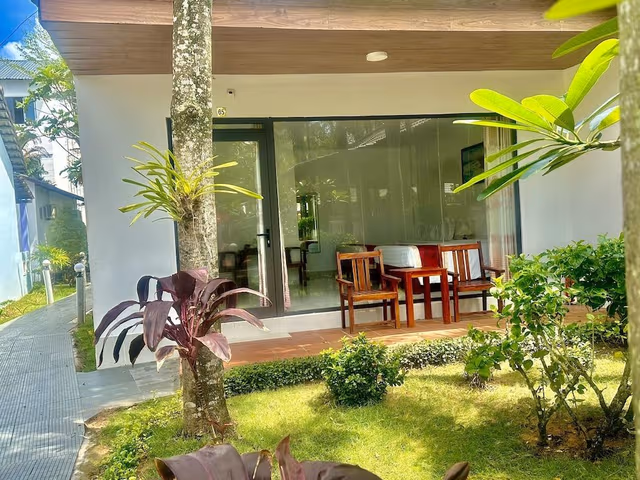Superior Bungalow, Garden View