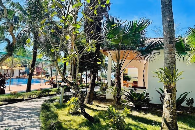 Deluxe Bungalow, Pool View