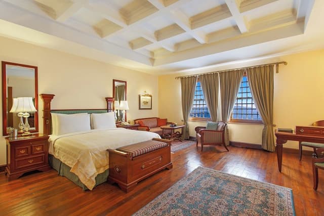 Premier Room, Valley View