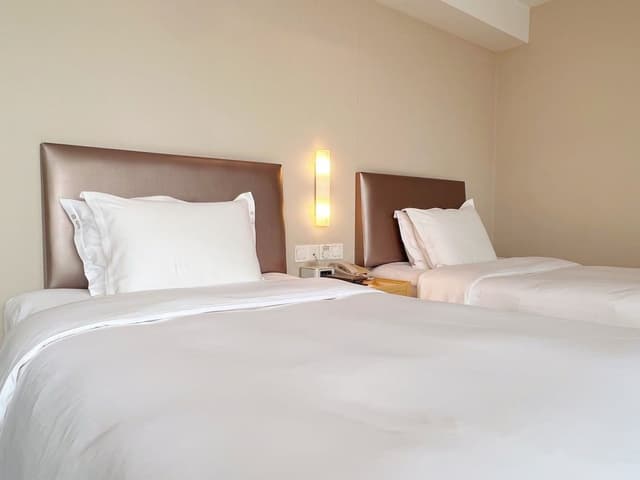 Standard Room, 2 Twin Beds (Extra Floor Space)