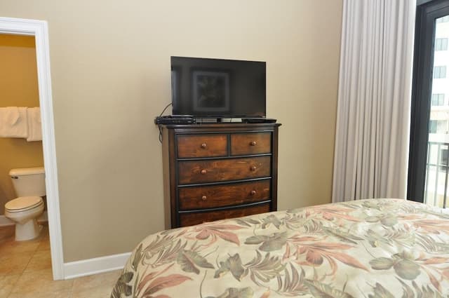 Condo, 4 Bedrooms