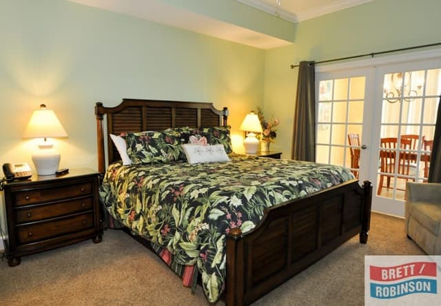 Condo, 3 Bedrooms