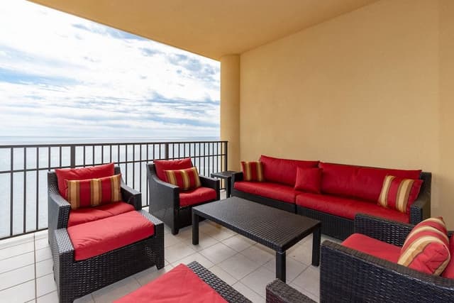 Condo, 4 Bedrooms