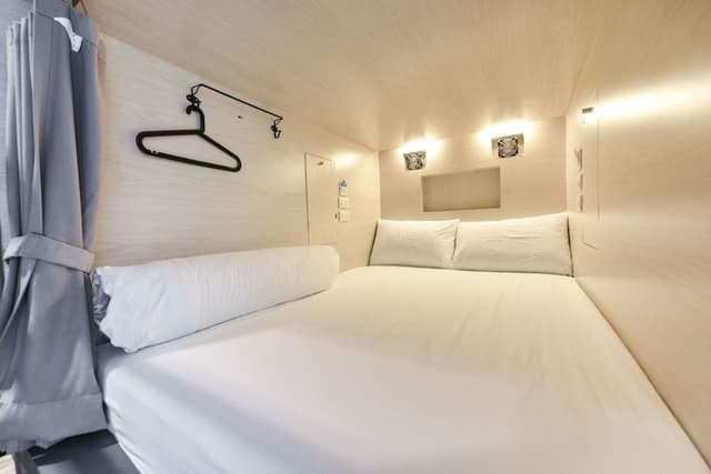 DOUBLE BED CUBE