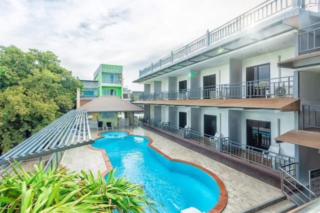 Superior Double Room, Pool View