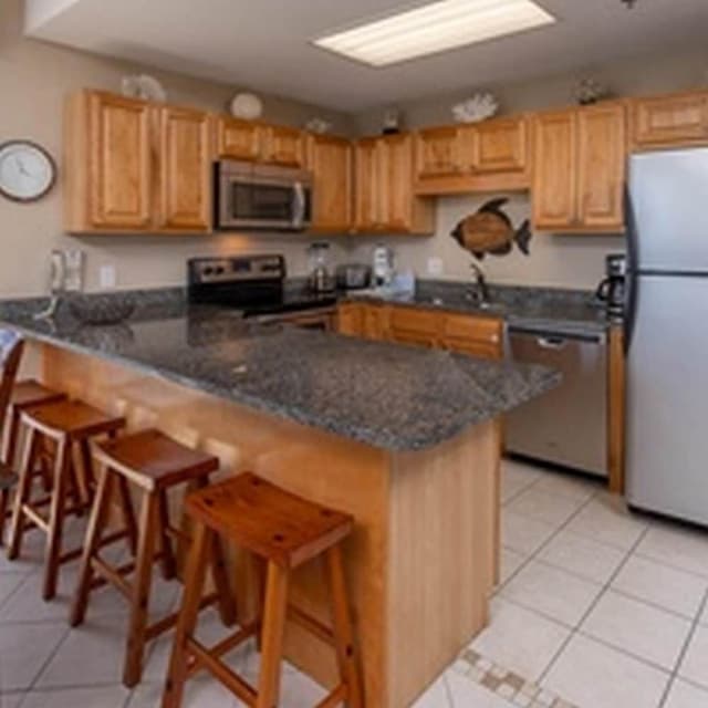 Condo, 3 Bedrooms