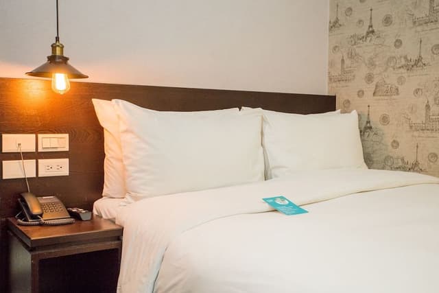 Standard Double Room, No Windows