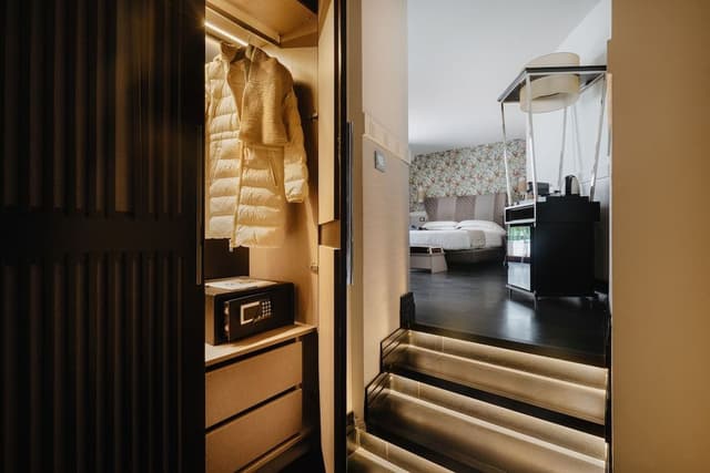 Luxury Suite (6 people)