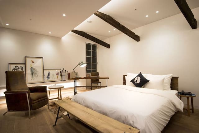 Designers Suite (Design of the room will be randomly assigned)