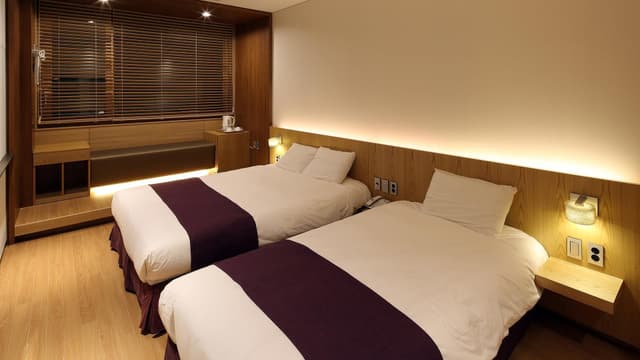 Standard Twin Room