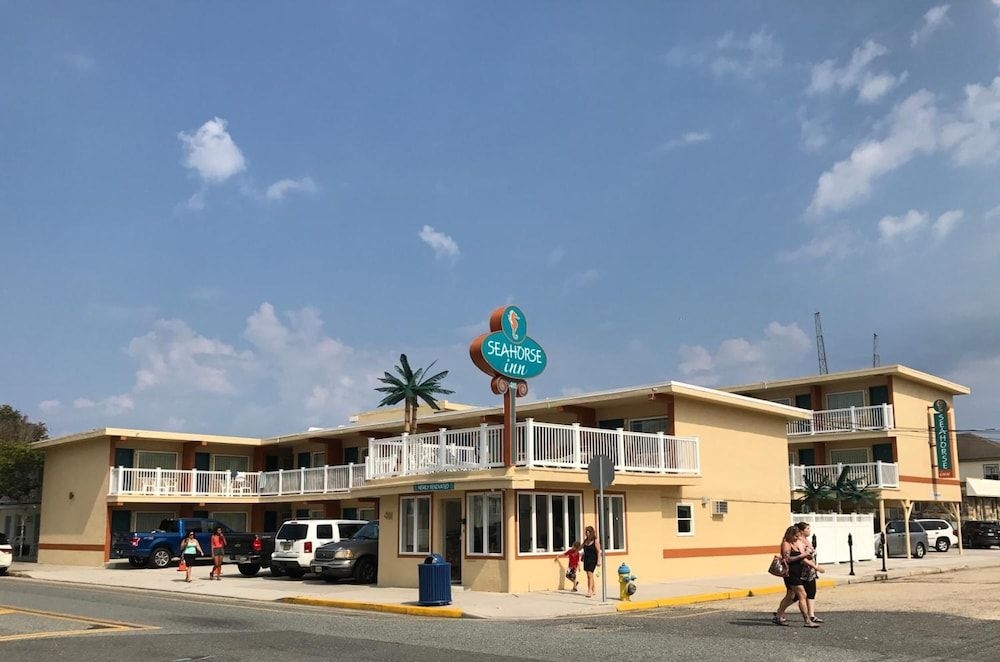 Seahorse Inn2