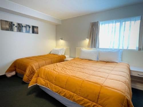 One-Bedroom Twin Apartment