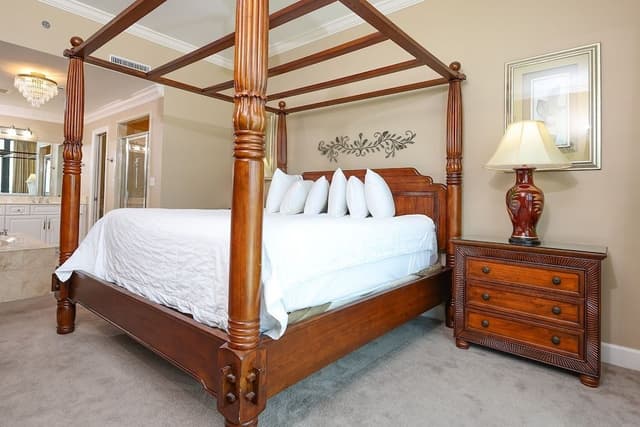 Condo, 4 Bedrooms