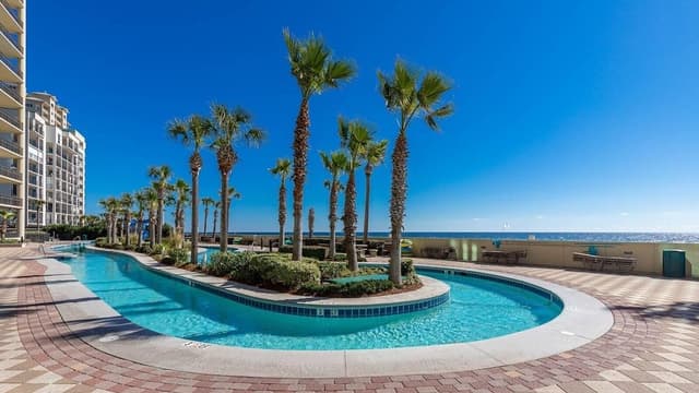 Condo, 4 Bedrooms