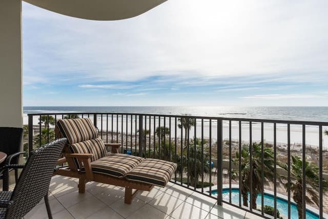 Condo, 3 Bedrooms