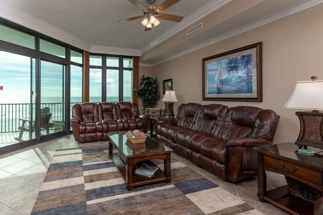 Condo, 3 Bedrooms