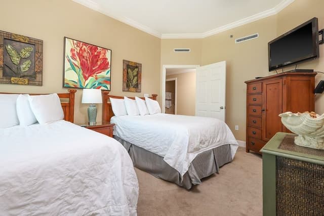Condo, 4 Bedrooms