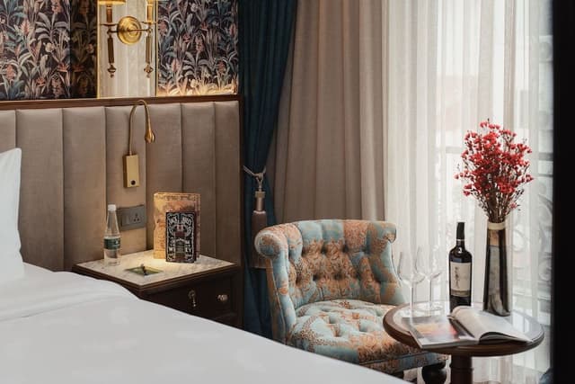 Grand Suite with Hot Tub