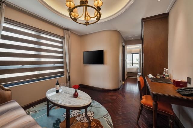 Luxury Suite