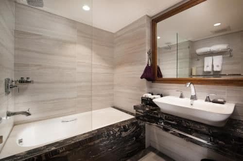 Luxury Suite