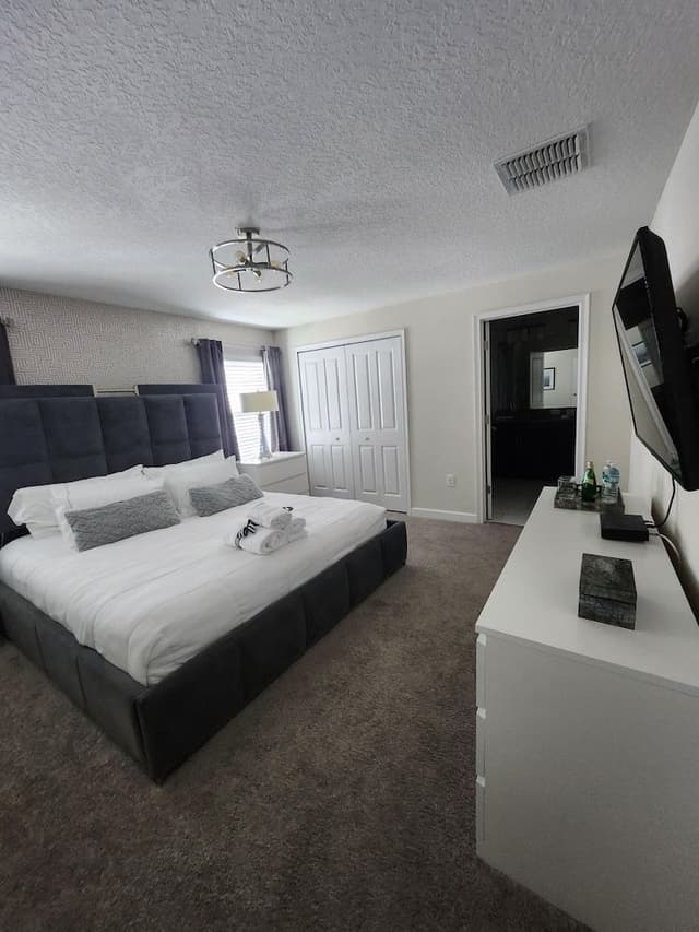 Condo, Multiple Beds (1556 PD - Poolside Bliss: Enchanted 4)