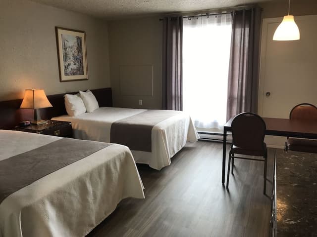 Economy Room, 2 Double Beds