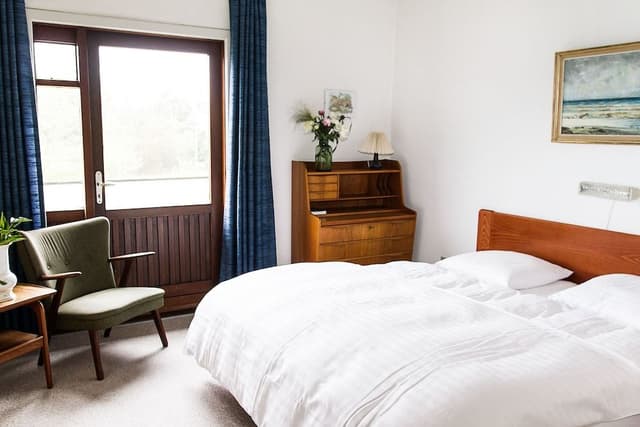 Double Room, Private Bathroom (with balcony)