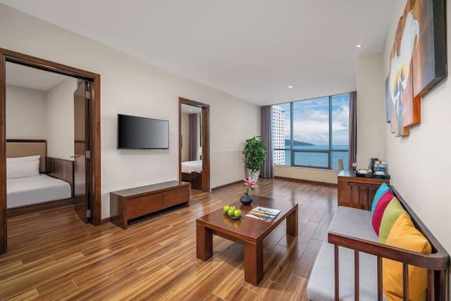 Premier Apartment, 2 Bedrooms, Sea View