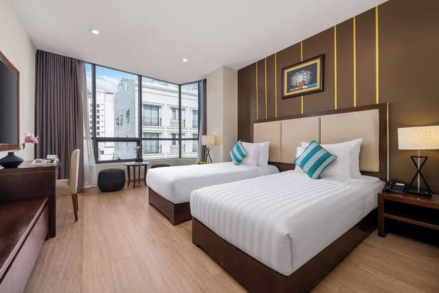 Superior Twin Room, City View