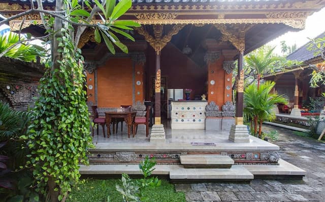 Puri Taman Sukawati Room