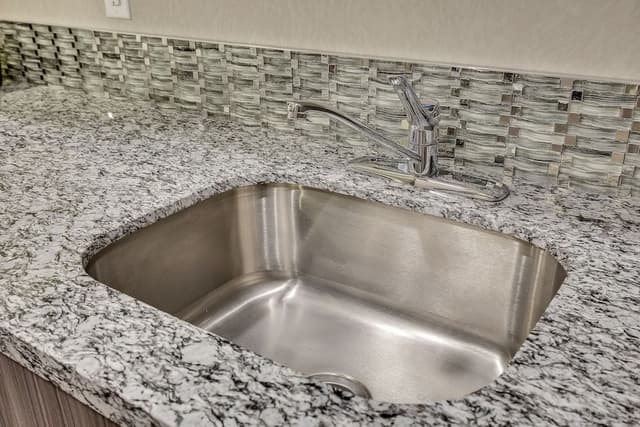 Standard Suite, 2 Queen Beds, Kitchenette