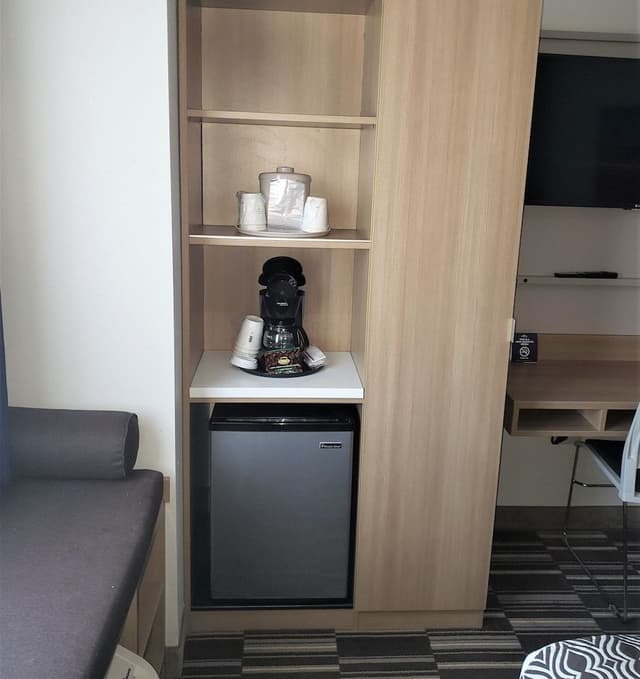 Room, 2 Queen Beds, Non Smoking