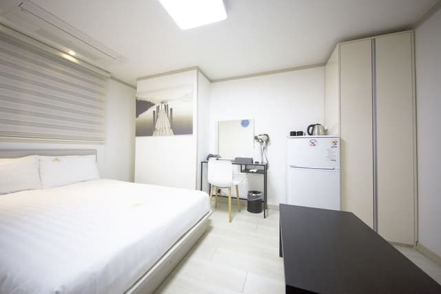 Business Double Room, 1 Double Bed (No Parking)