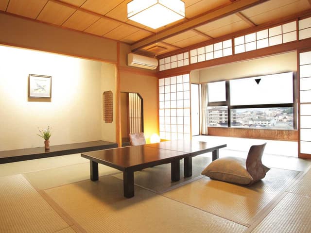 Superior Japanese Style Room for 5 People