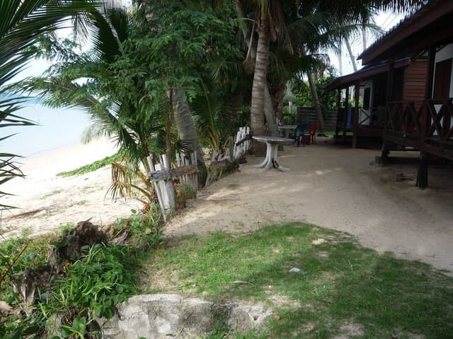 Bungalow, Beachfront