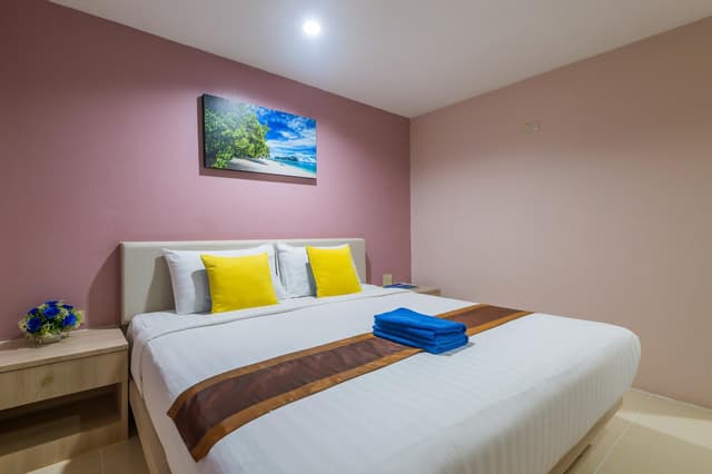 Standard Room with Window