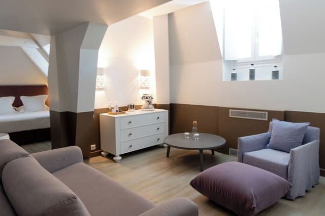Atelier Suite 8