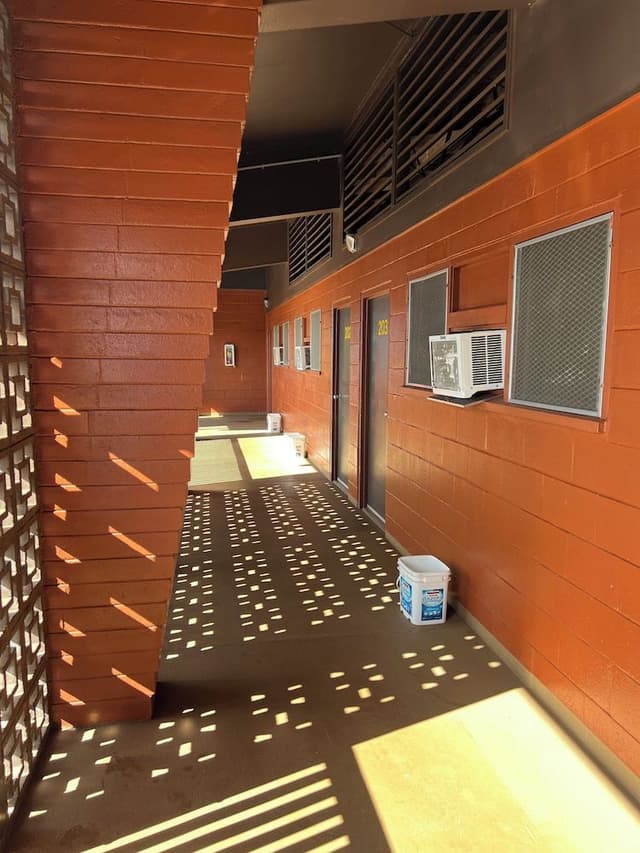Main Bldg - 2nd Floor - Street Facing - King Bed