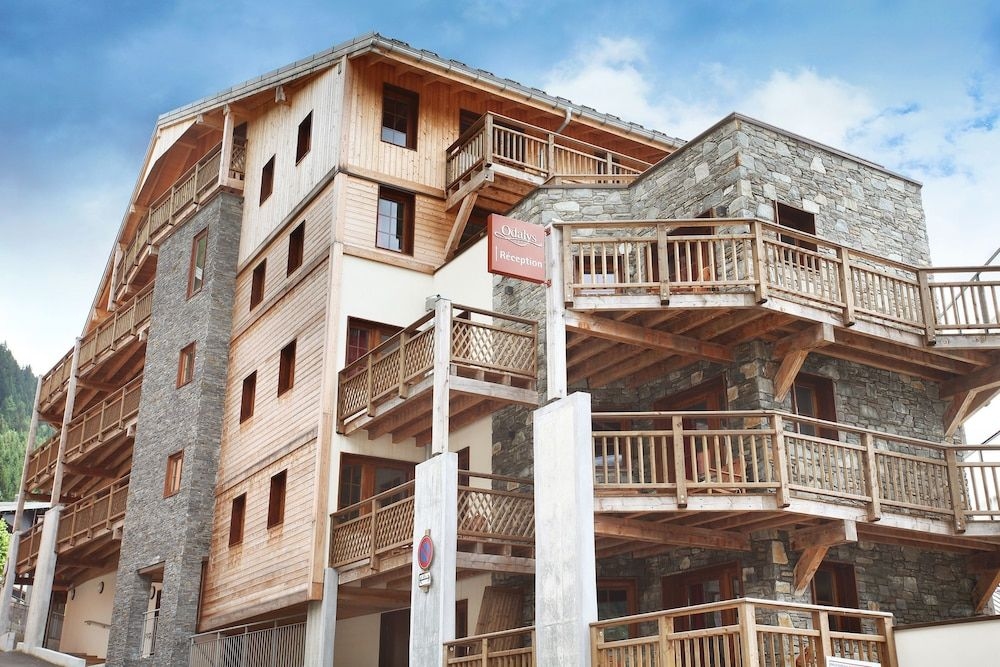 Residence Odalys Les Fermes de Chatel2