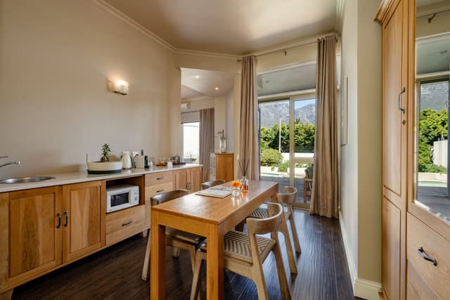 Nature One-Bedroom Suite