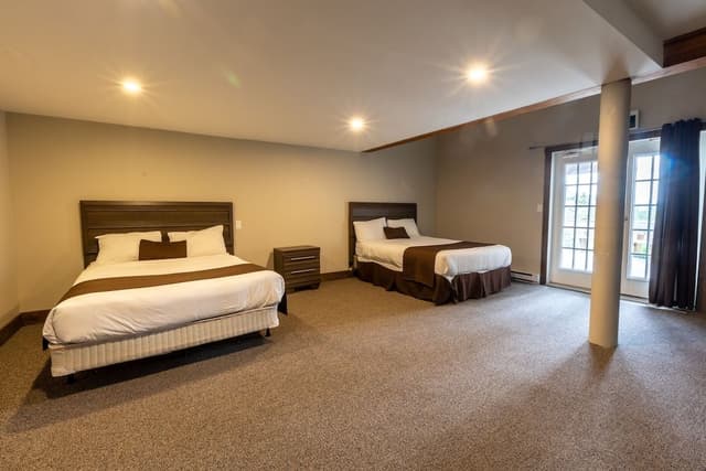 Room, Multiple Beds, Non Smoking