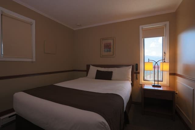 Suite, 1 Bedroom (Second Floor - Stairs Required)