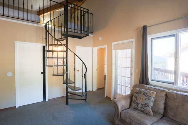 Family Suite (Loft Suite)