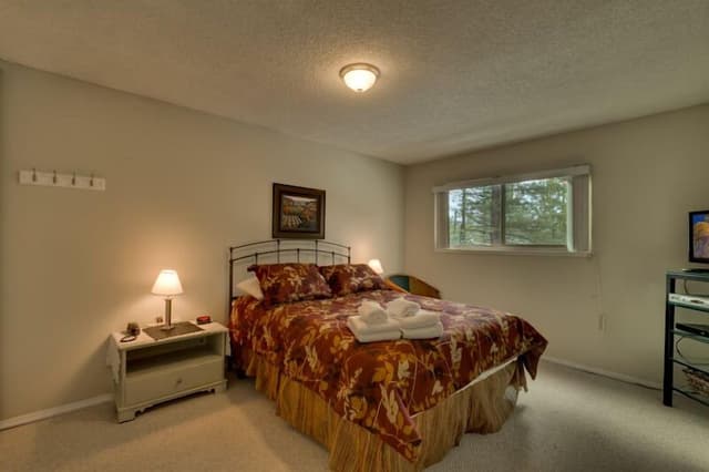 Condo, 2 Bedrooms